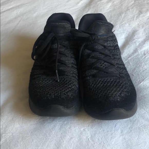 Nike Lunar Epic Running Shoes - Picture 2 of 6